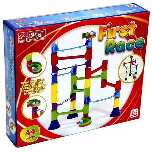 La pista per biglie Quercetti First Race è un gioco di costruzioni per bambini dai 4 anni in su. Include 40 pezzi per creare percorsi personalizzati, stimolando creatività e ragionamento. Made in Italy. (18930898) (19093111)