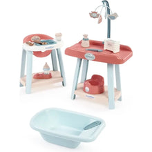 Set gioco 3 in 1 Ecoiffier con fasciatoio, bagnetto e seggiolone. 14 accessori inclusi, ideale dai 18 mesi per sviluppare empatia e gioco di ruolo.