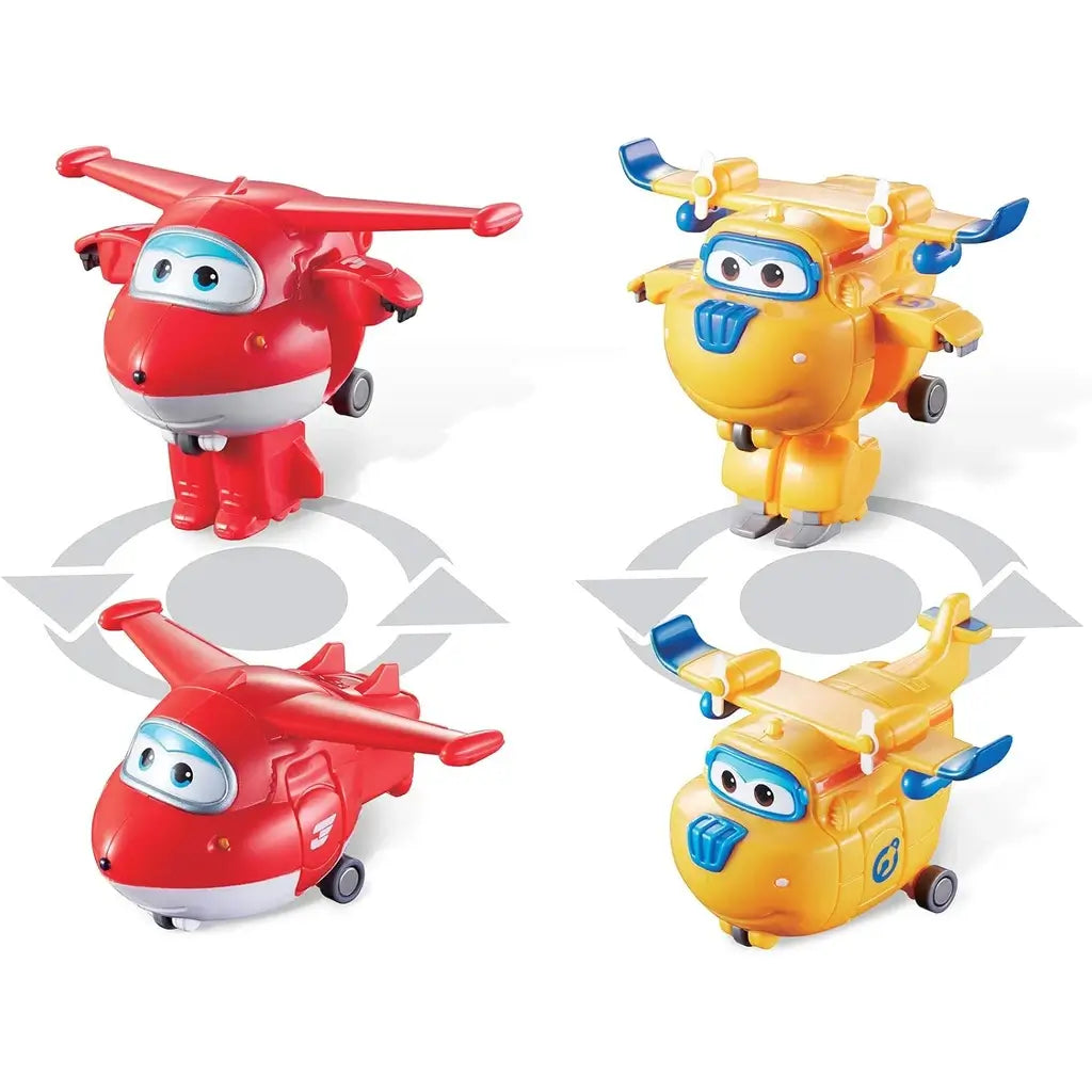 Playset Aeroporto Super Wings, il giocattolo ideale per bambini dai 3 anni in su. Con luci, suoni e personaggi Jett e Donnie trasformabili