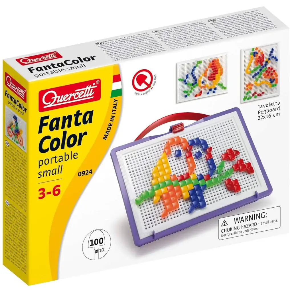 Il Fantacolor Portable di Quercetti con 100 chiodini quadrati è il gioco perfetto per stimolare la creatività dei bambini dai 3 ai 6 anni. Facile da trasportare e con tavoletta richiudibile, offre infinite possibilità di mosaici colorati, rendendolo ideale per viaggi e momenti creativi.1