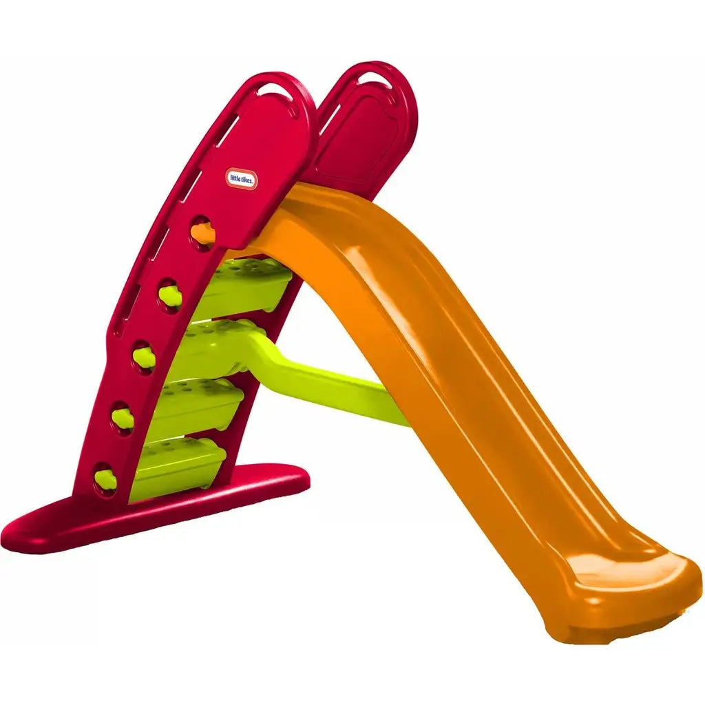 Scivolo Gigante Little Tikes! Progettato per bambini dai 2 ai 6 anni, offre sicurezza grazie ai gradini larghi, maniglie integrate e base stabile. Facile da piegare, ideale per il giardino. Lunghezza scivolo di 2 metri 1