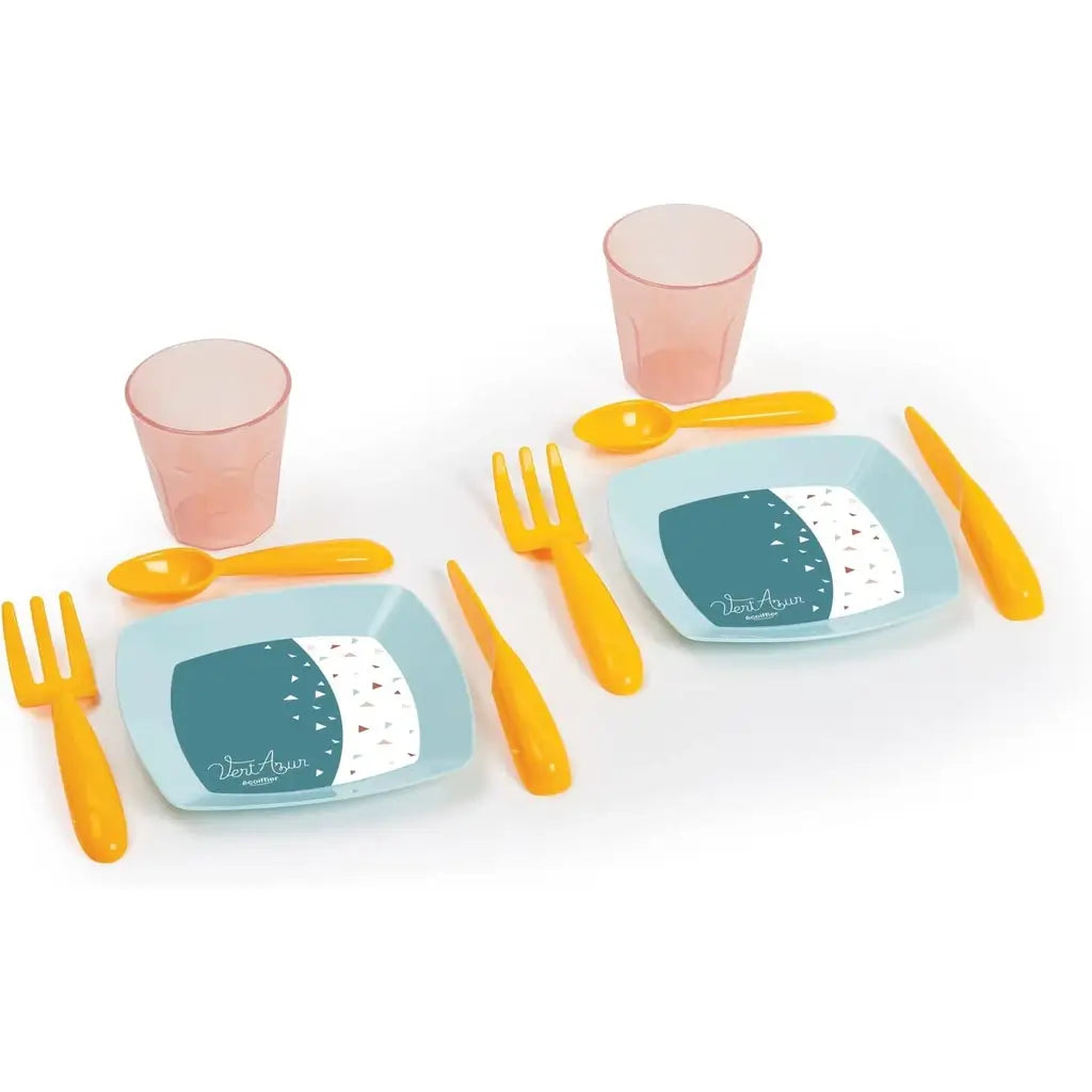 Tavolo da pranzo Ecoiffier per bambini con sgabelli e stoviglie. Certificazione CE, plastica resistente, Made in France. Perfetto per gioco e regalo. 3