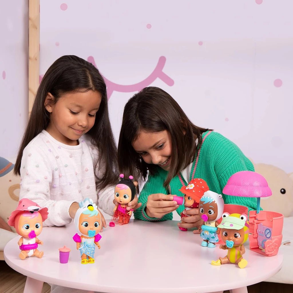 Cry Babies Tropical Beach Bambola con 7 Sorprese - BabyLud