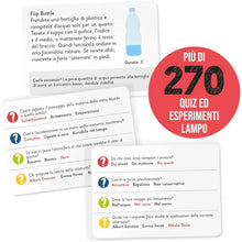 Inquadratura ravvicinata sulle carte domanda/risposta e sulla spiegazione dell'Esperimento Lampo