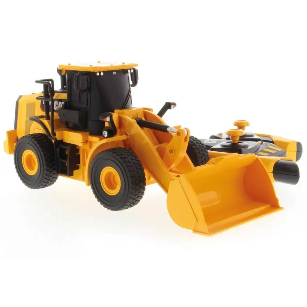 Pala Gommata Cat 950M Radiocomandato - BabyLud