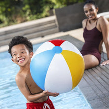 Pallone da spiaggia gonfiabile a spicchi bianchi, rossi, blu e gialli con valvola di sicurezza, diametro 61 cm